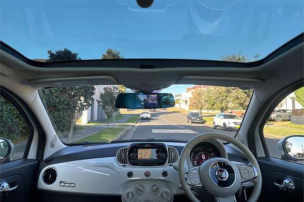2017 Fiat 500 Lounge Series 4