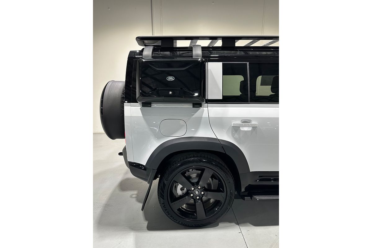 2025 Land Rover Defender 110 D350 X-Dynamic SE L663