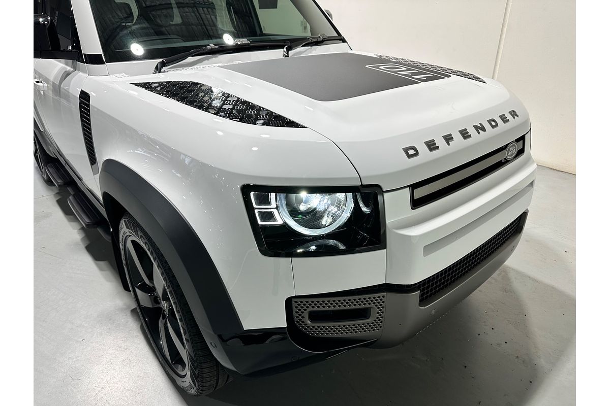 2025 Land Rover Defender 110 D350 X-Dynamic SE L663