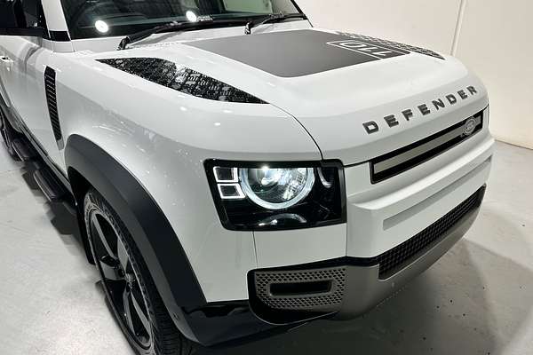 2025 Land Rover Defender 110 D350 X-Dynamic SE L663