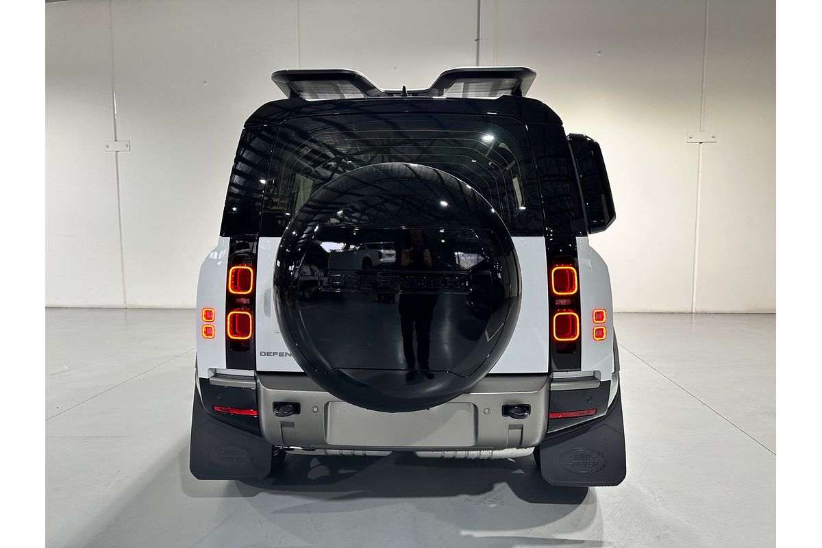 2025 Land Rover Defender 110 D350 X-Dynamic SE L663