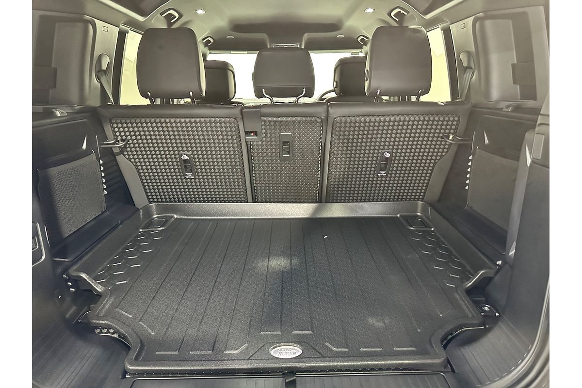 2025 Land Rover Defender 110 D350 X-Dynamic SE L663