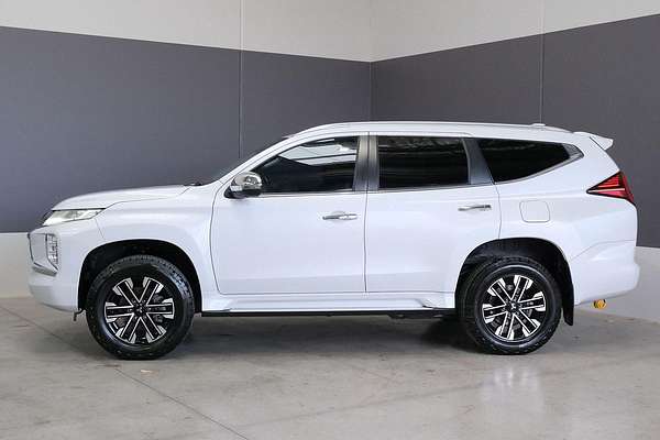 2022 Mitsubishi Pajero Sport GLS QF