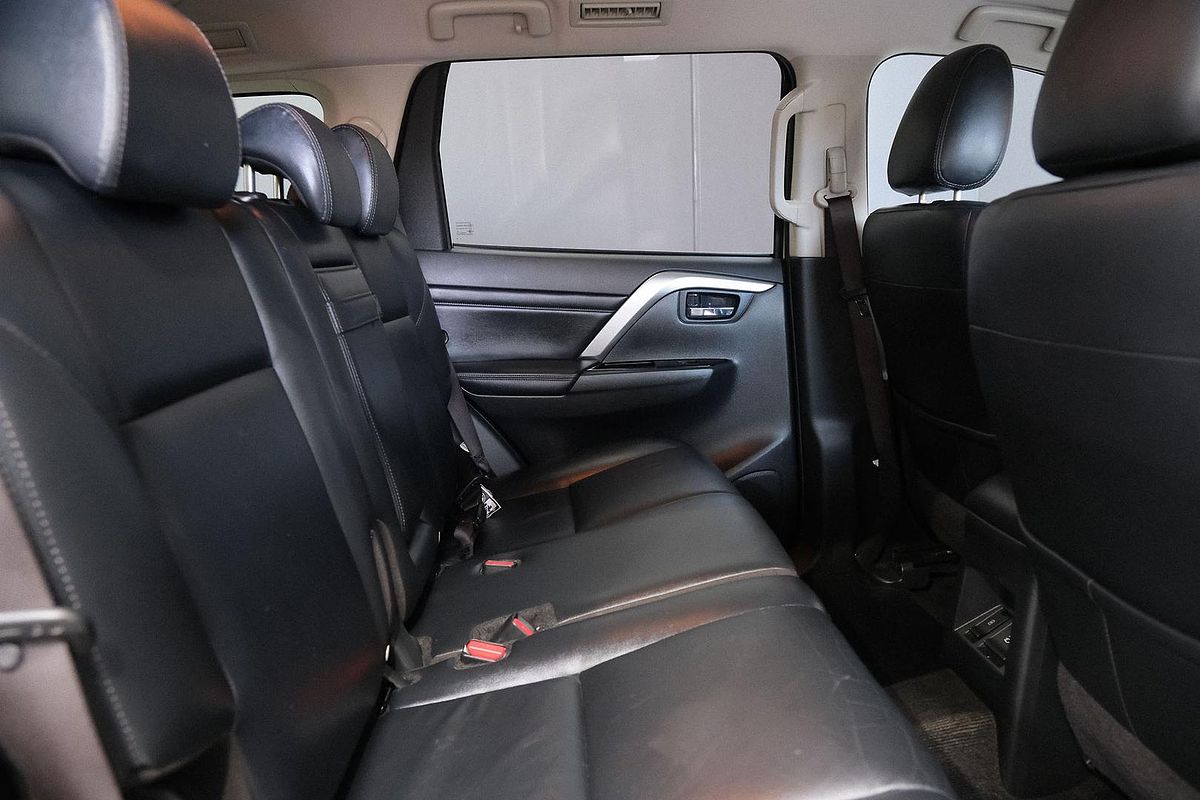 2022 Mitsubishi Pajero Sport GLS QF
