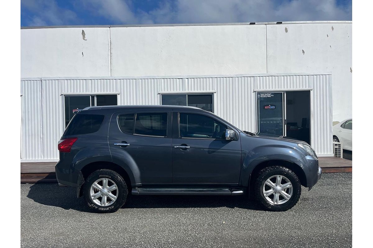 2017 Isuzu MU-X LS-T