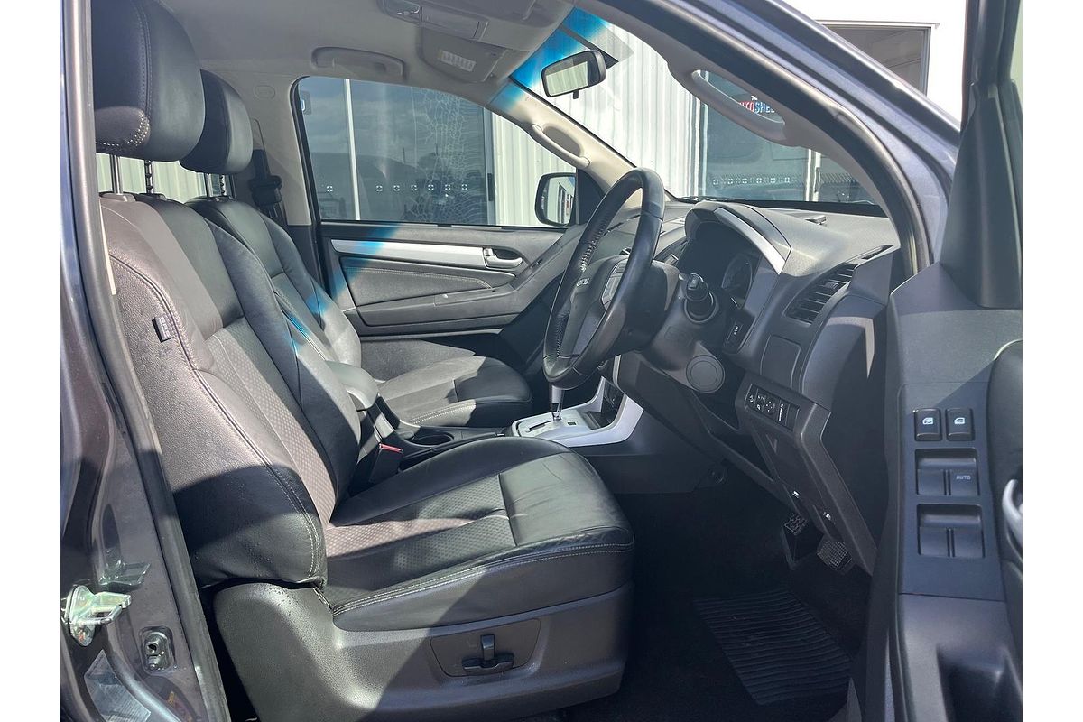 2017 Isuzu MU-X LS-T