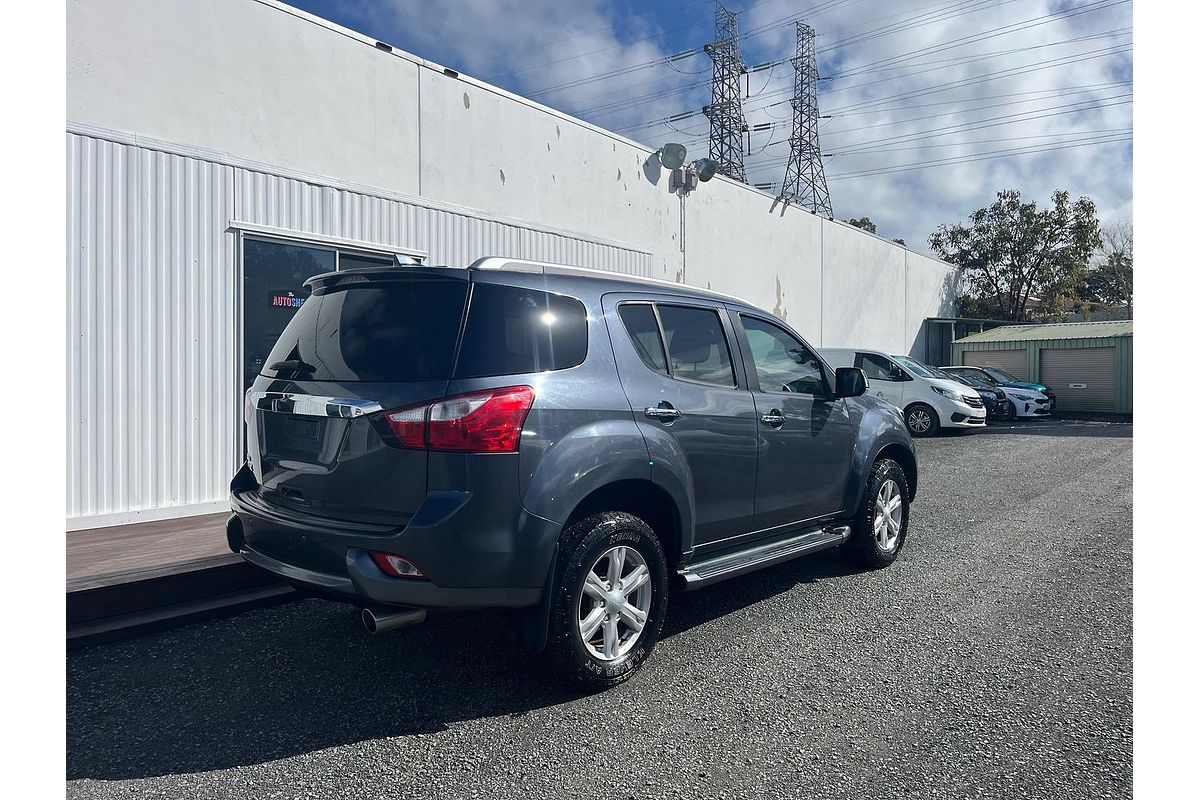 2017 Isuzu MU-X LS-T