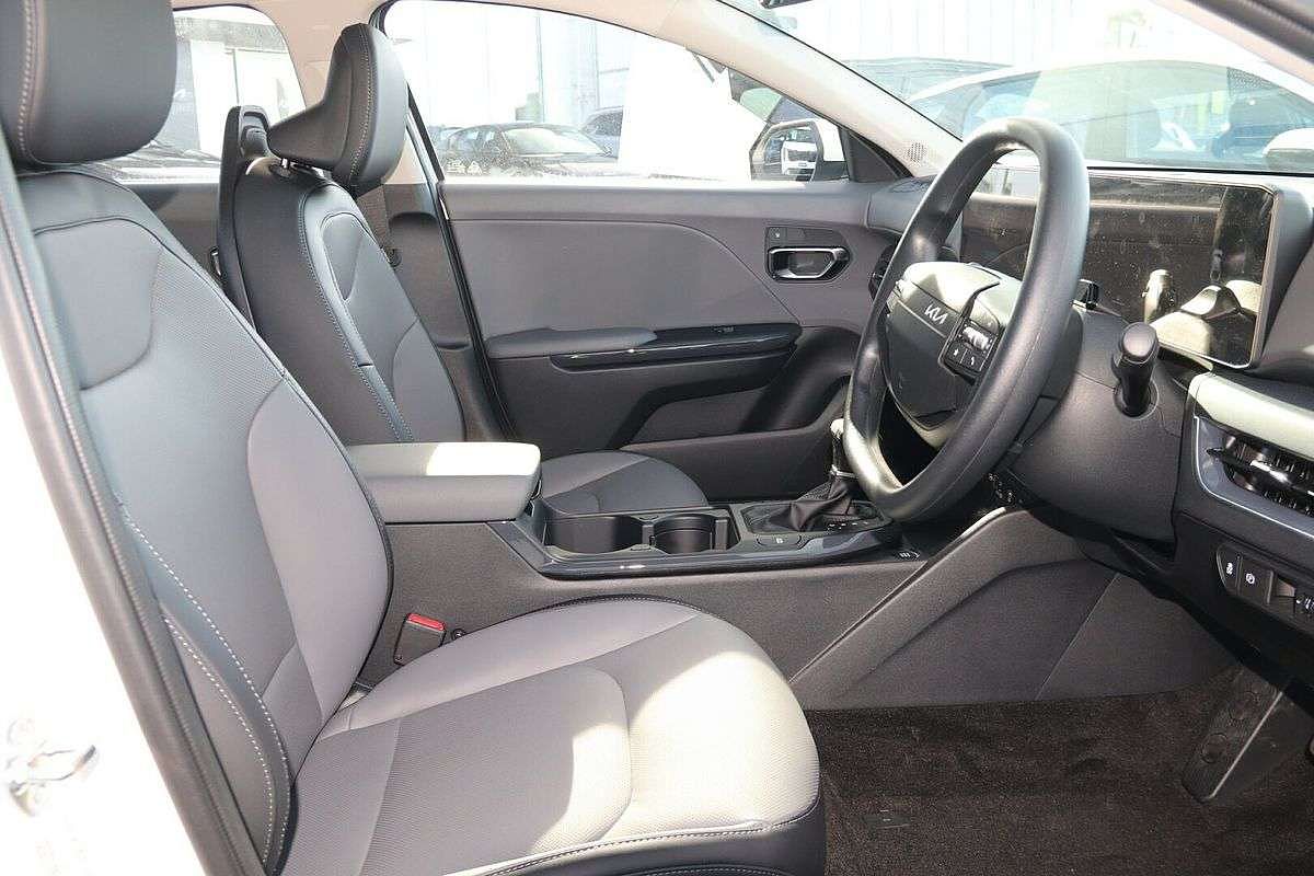 2025 Kia K4 Sport CL4m