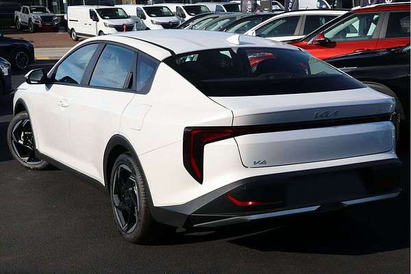 2025 Kia K4 Sport CL4m