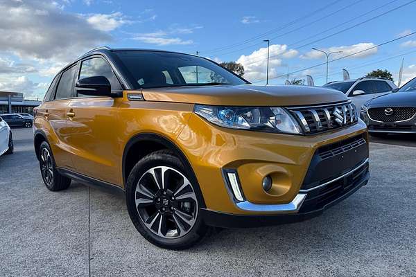 2023 Suzuki Vitara Turbo Shadow LY Series II