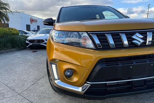 2023 Suzuki Vitara Turbo Shadow LY Series II
