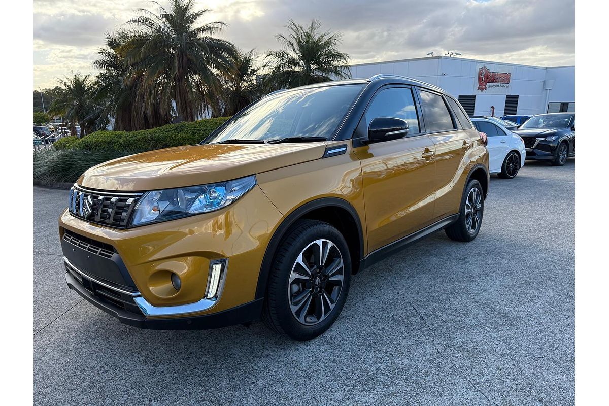 2023 Suzuki Vitara Turbo Shadow LY Series II