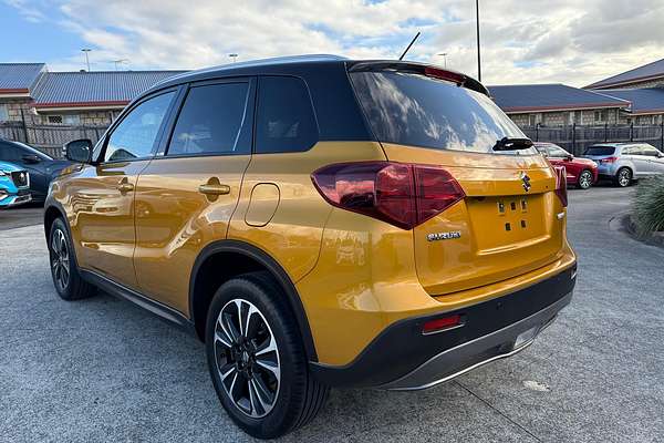2023 Suzuki Vitara Turbo Shadow LY Series II