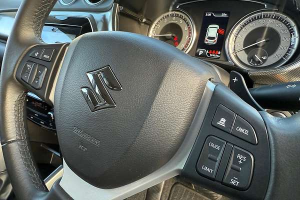 2023 Suzuki Vitara Turbo Shadow LY Series II