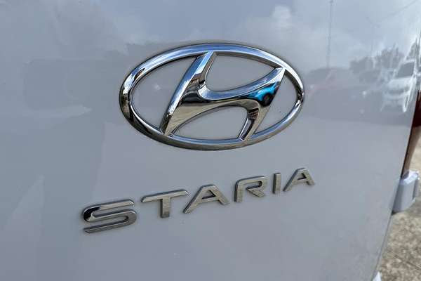 2022 Hyundai STARIA US4.V1
