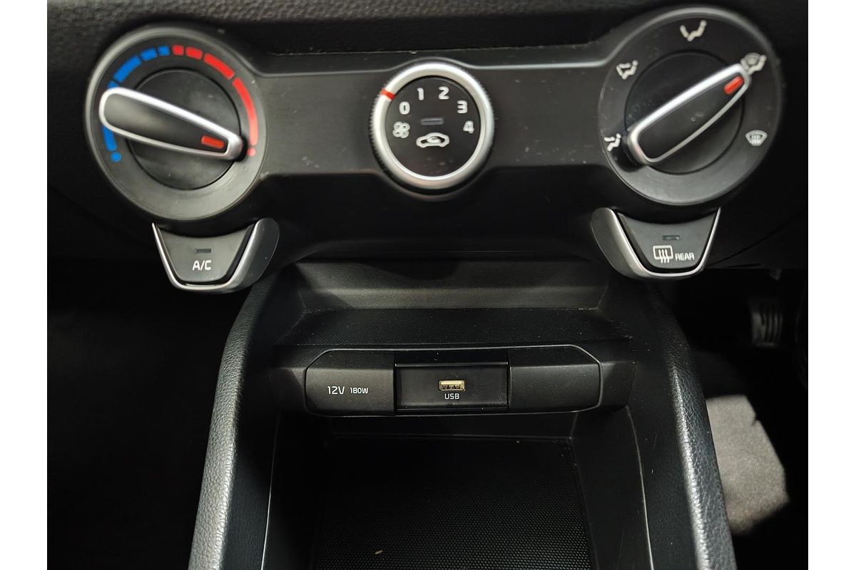 2022 Kia Stonic S YB