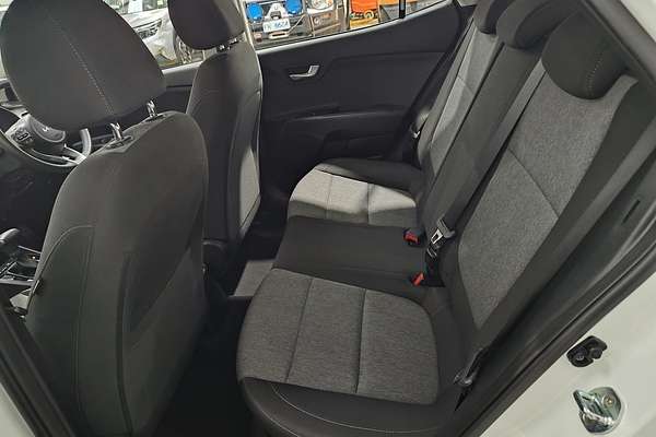 2022 Kia Stonic S YB