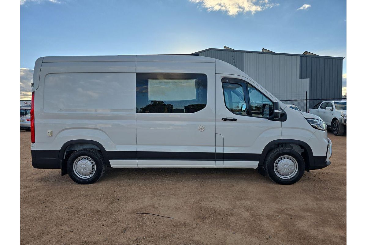 2023 LDV Deliver 9 LWB