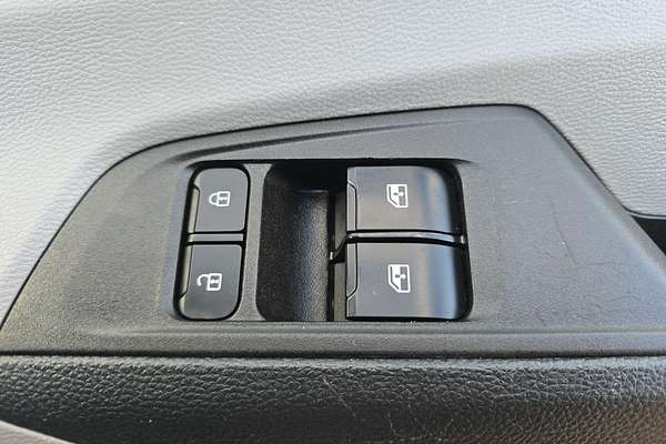 2023 LDV Deliver 9 LWB