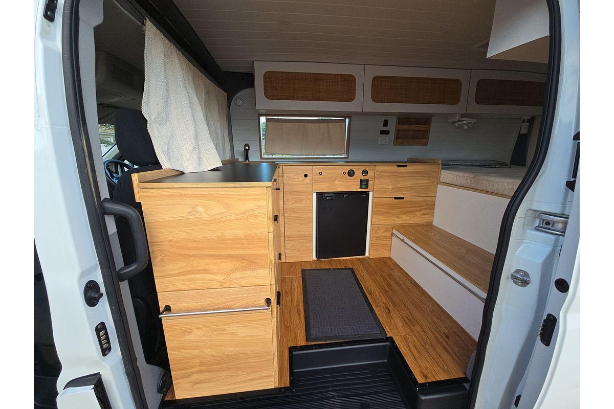 2023 LDV Deliver 9 LWB