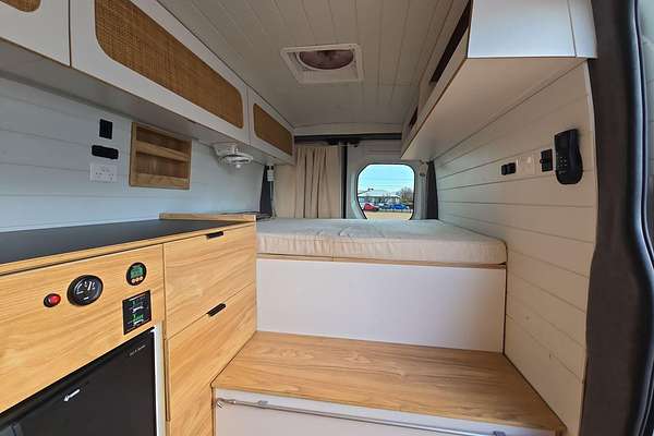 2023 LDV Deliver 9 LWB