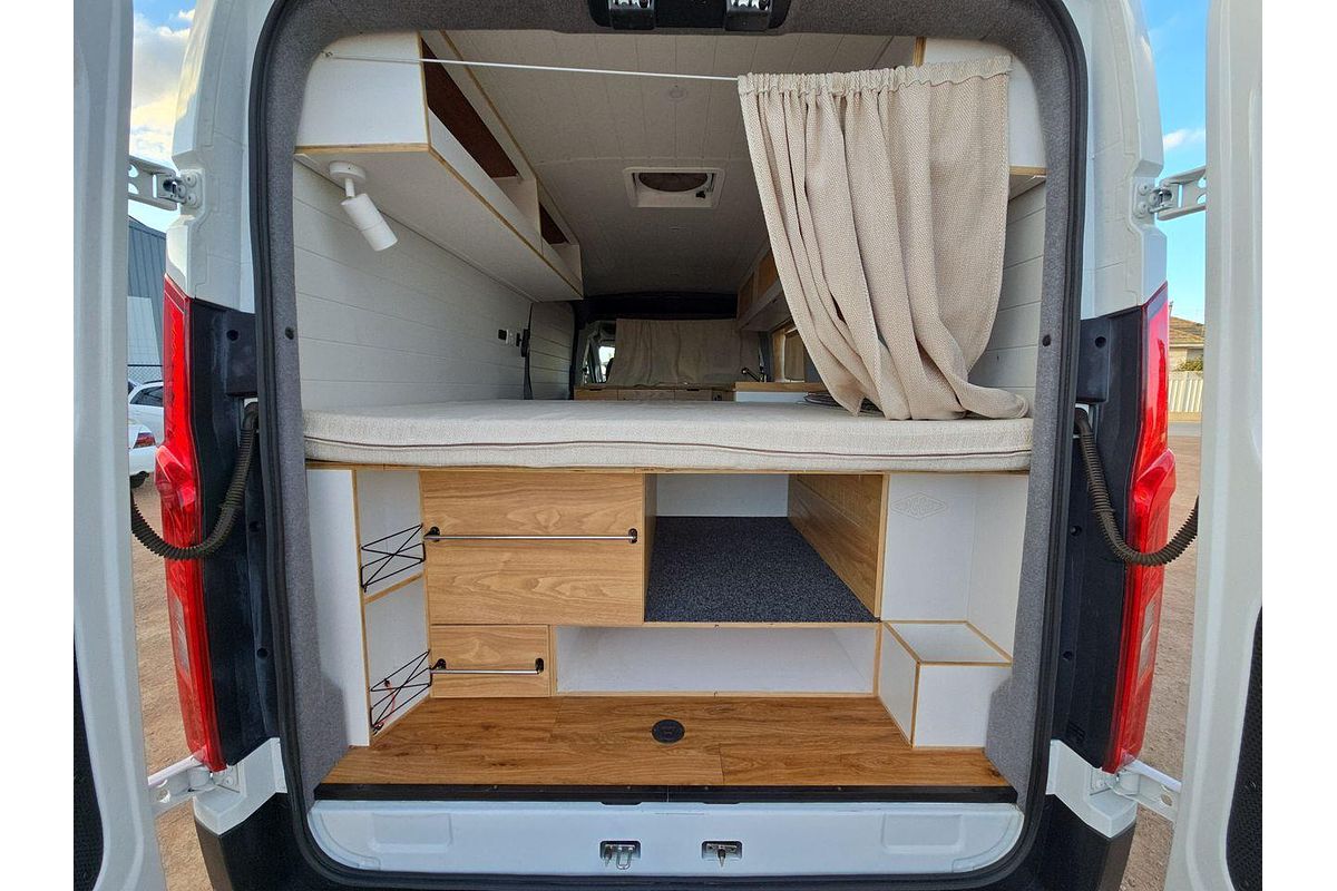 2023 LDV Deliver 9 LWB