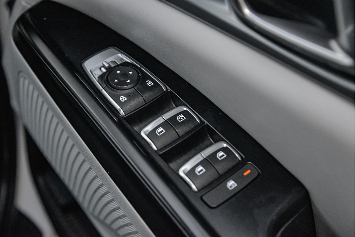 2022 Kia Carnival S KA4