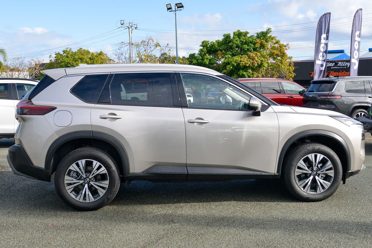 2024 Nissan X-TRAIL ST-L T33