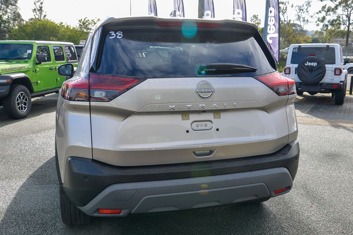 2024 Nissan X-TRAIL ST-L T33