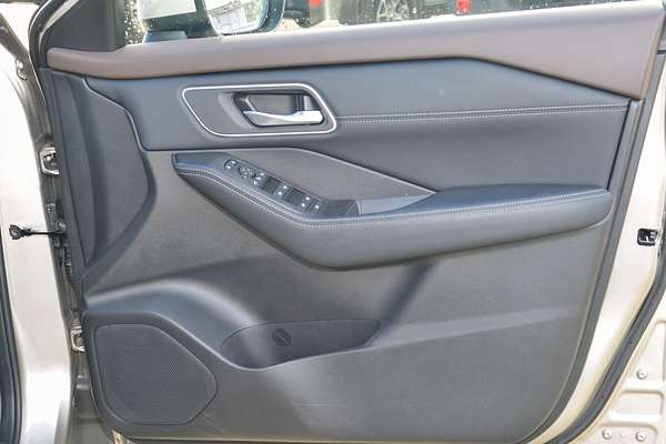 2024 Nissan X-TRAIL ST-L T33