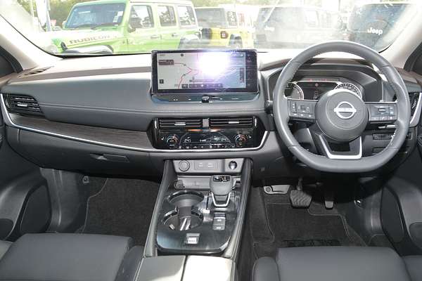 2024 Nissan X-TRAIL ST-L T33