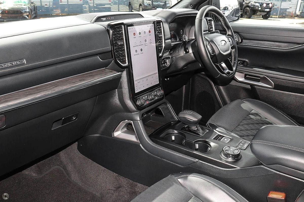 2025 Ford Everest Platinum 3.0L