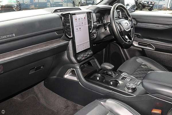 2025 Ford Everest Platinum 3.0L