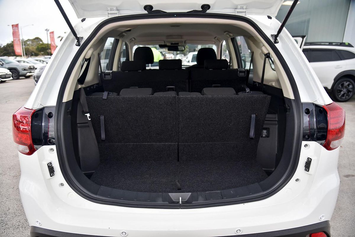 2021 Mitsubishi Outlander ES ZL