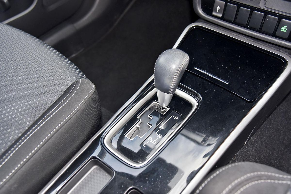 2021 Mitsubishi Outlander ES ZL