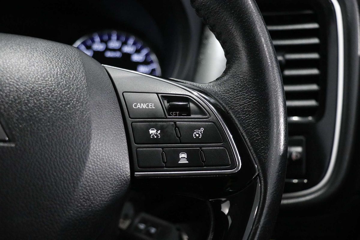 2019 Mitsubishi Outlander ES ADAS ZL