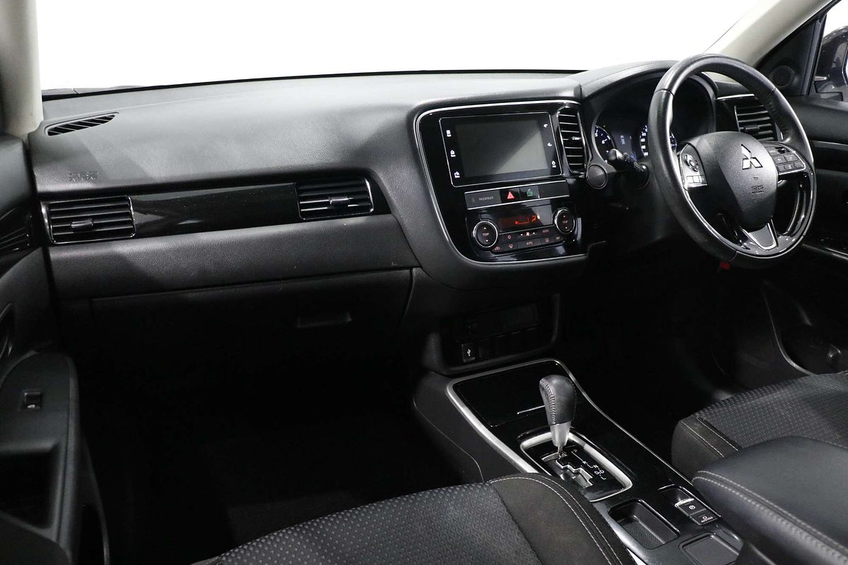 2019 Mitsubishi Outlander ES ADAS ZL