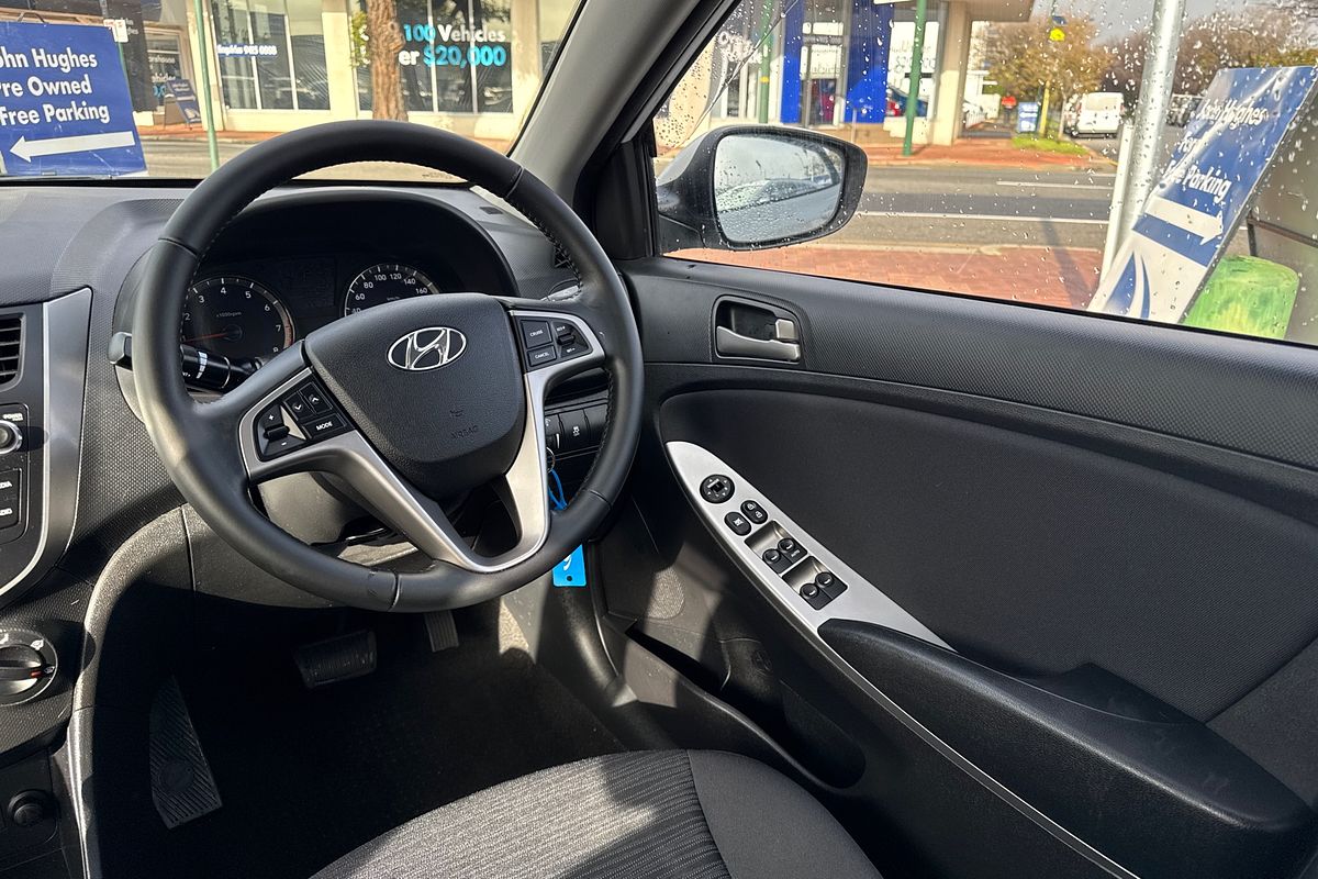 2019 Hyundai Accent Sport RB6