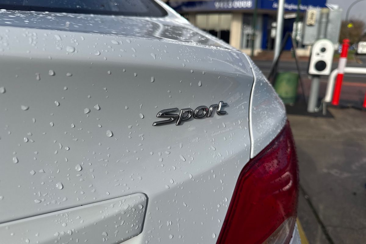 2019 Hyundai Accent Sport RB6