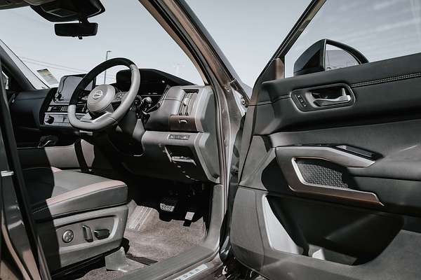 2024 Nissan Pathfinder Ti-L R53