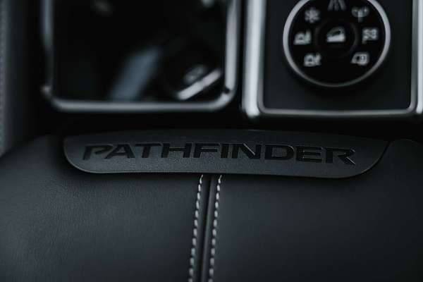 2024 Nissan Pathfinder Ti-L R53