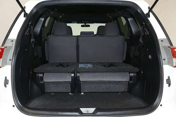 2016 Toyota Tarago GLX ACR50R