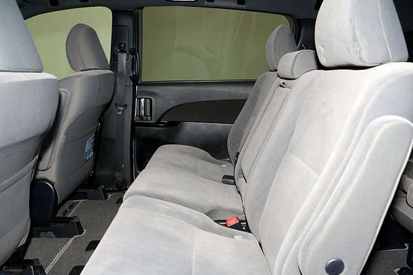 2016 Toyota Tarago GLX ACR50R
