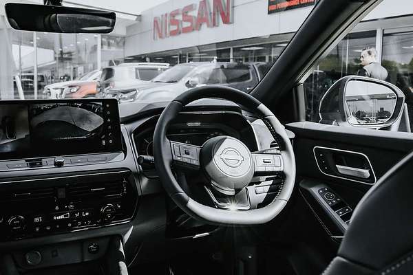 2025 Nissan QASHQAI N-DESIGN e-POWER J12