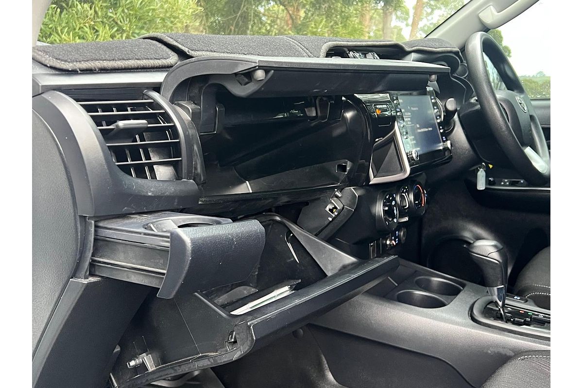 2020 Toyota Hilux SR GUN126R 4X4