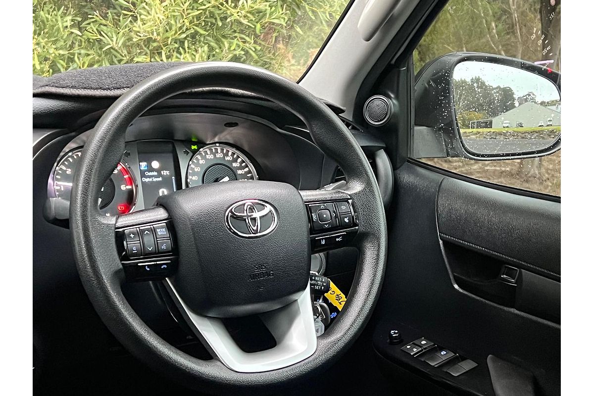 2020 Toyota Hilux SR GUN126R 4X4