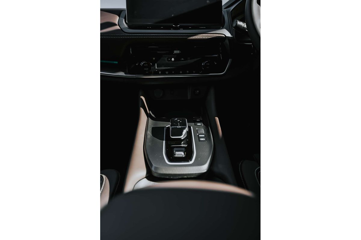 2025 Nissan QASHQAI TI e-POWER J12