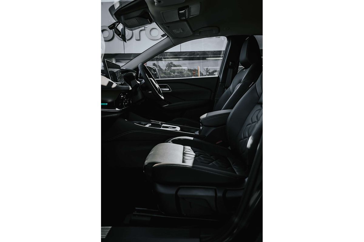 2025 Nissan QASHQAI TI e-POWER J12