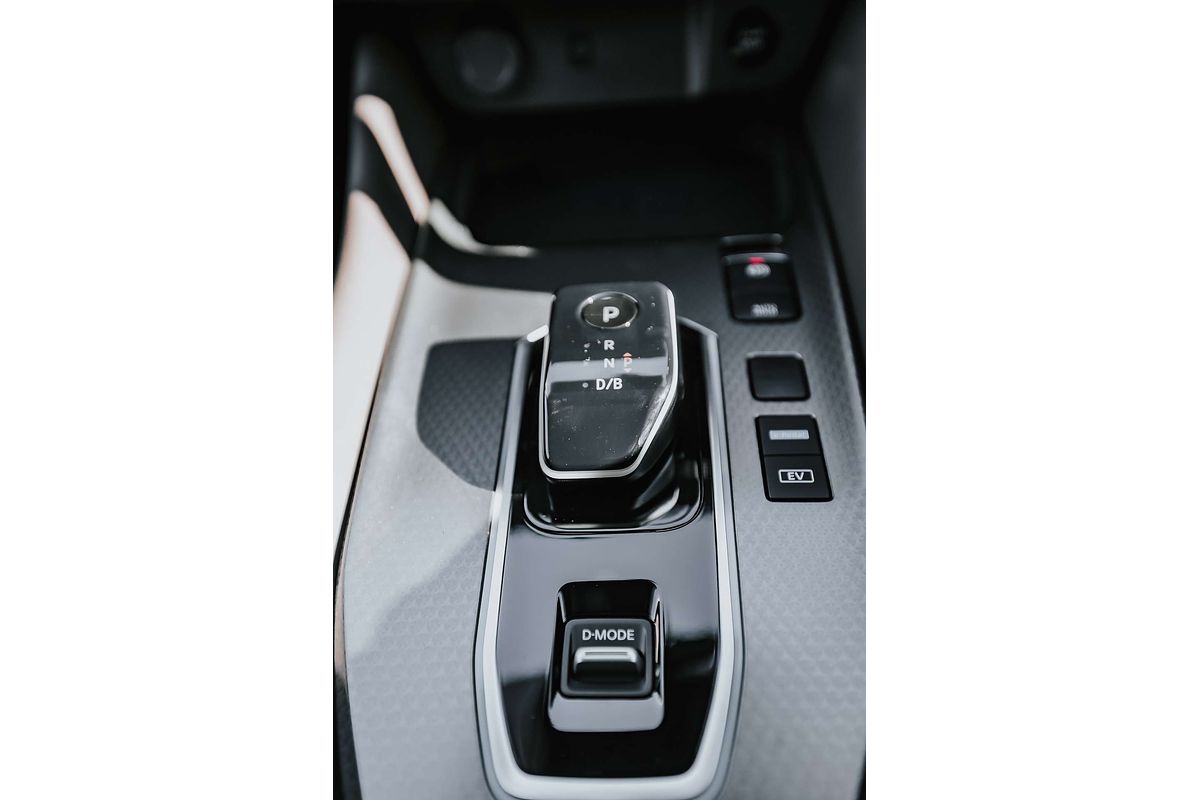 2025 Nissan QASHQAI TI e-POWER J12