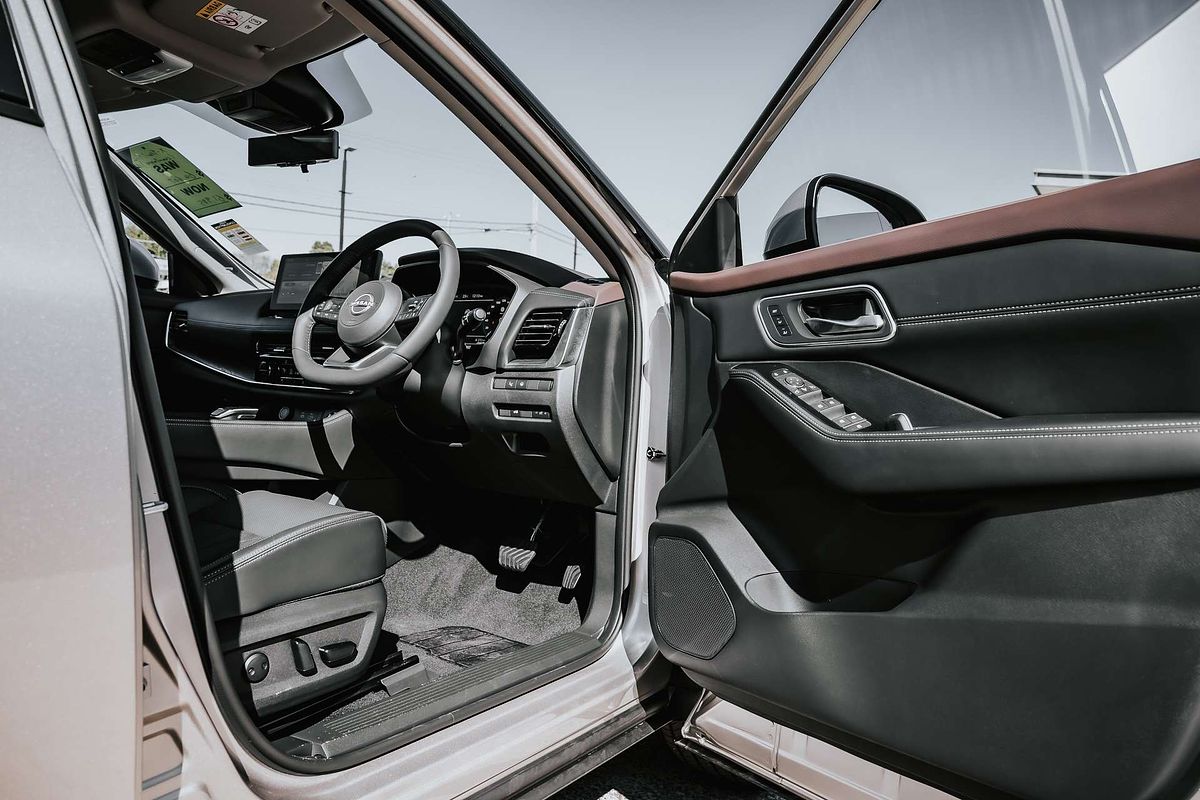 2025 Nissan X-TRAIL Ti-L e-POWER T33